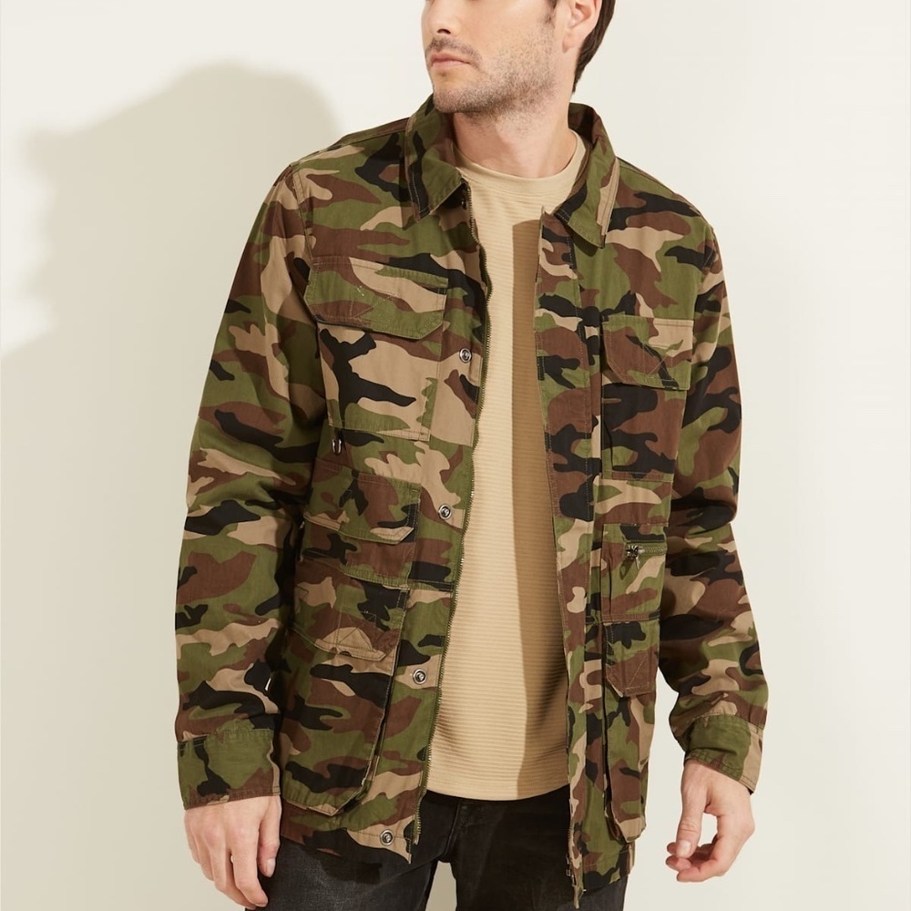New GUESS Camo Utility Poplin Shirt Jacket SZ M